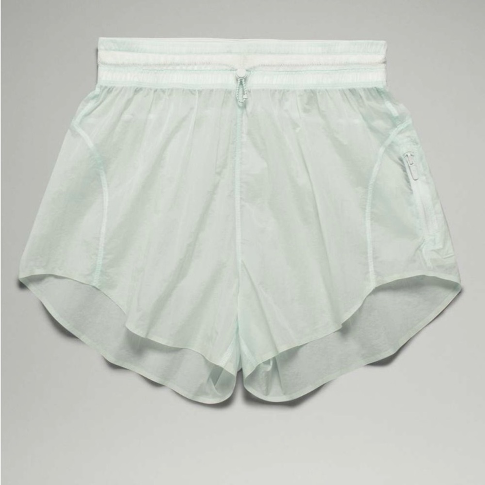 Lululemon Step Out High Rise Short 3”